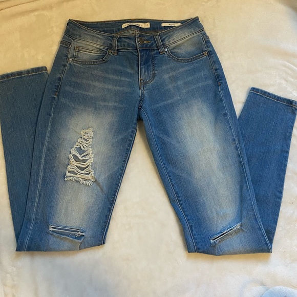 Jeans - Picture 2 of 4